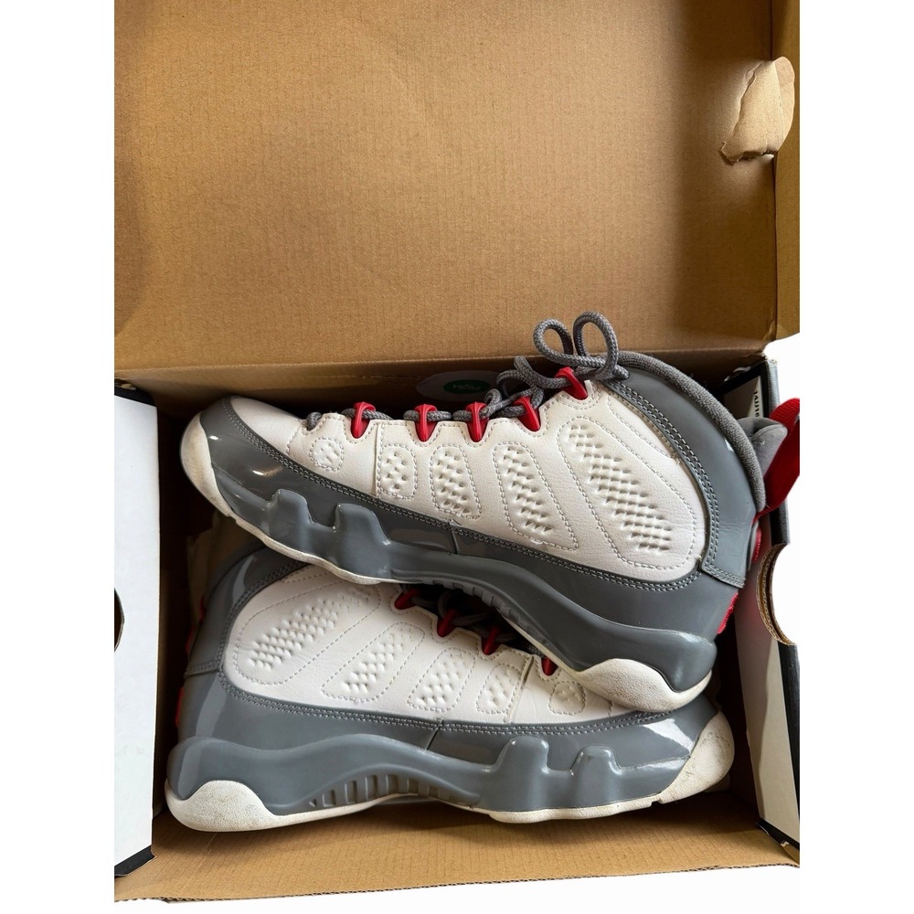2022 Nike Air Jordan 9 Retro Fire Red Cool Grey GS 302359-162 Youth Size 6 - Picture 3 of 4